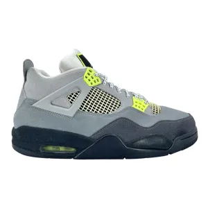 Air Jordan 4 Retro SE 95 Neon Pre-Owned