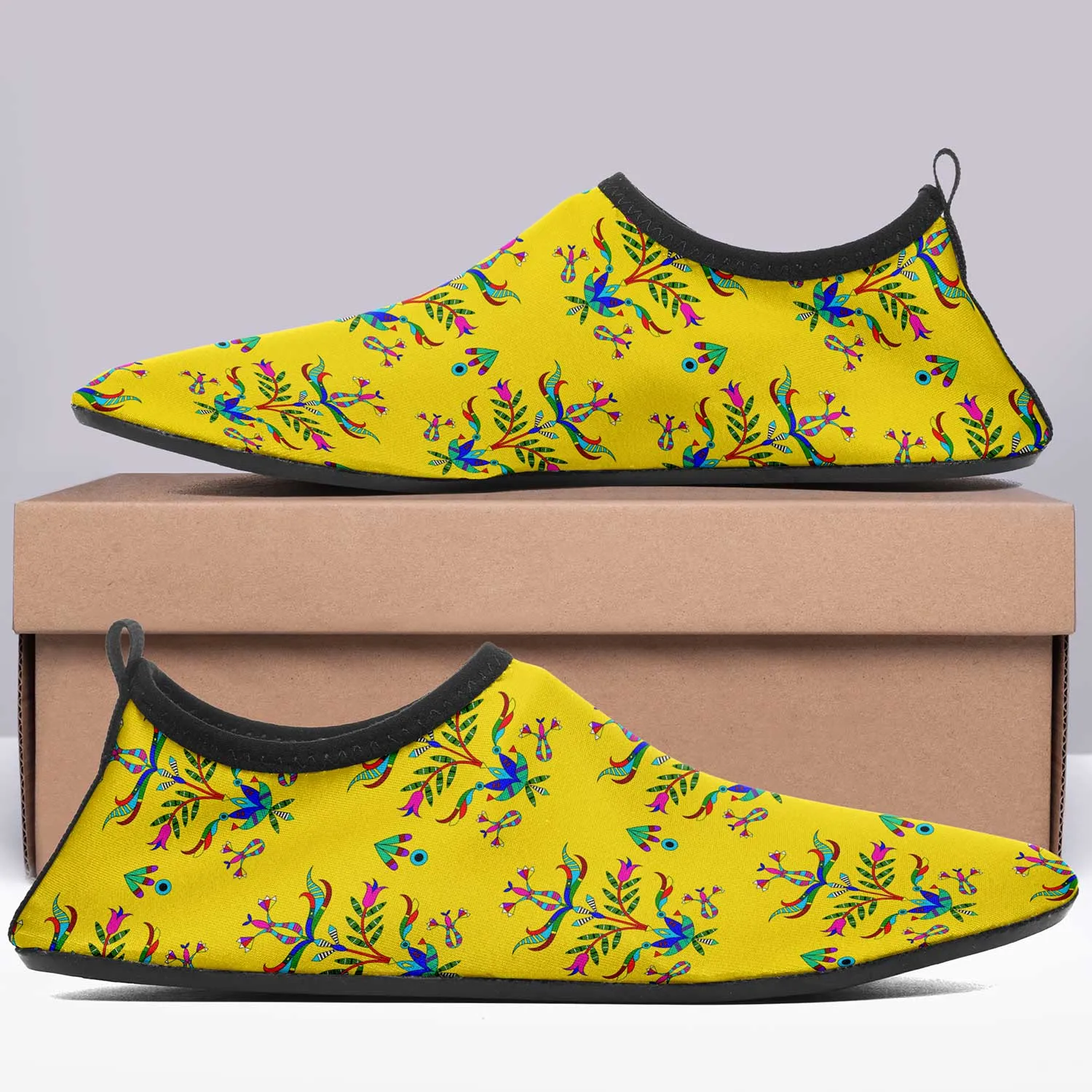 Dakota Damask Yellow Sockamoccs