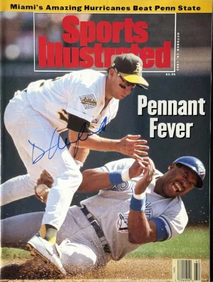 Dave Winfield Signed Sports Illustrated 10/19/1992 Issue (JSA)