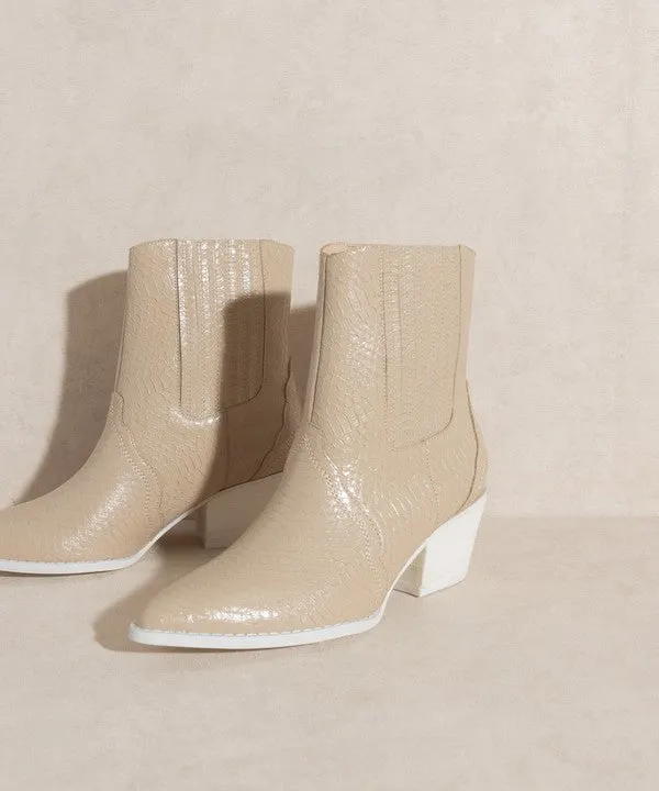 Dawn - Paneled Western Bootie