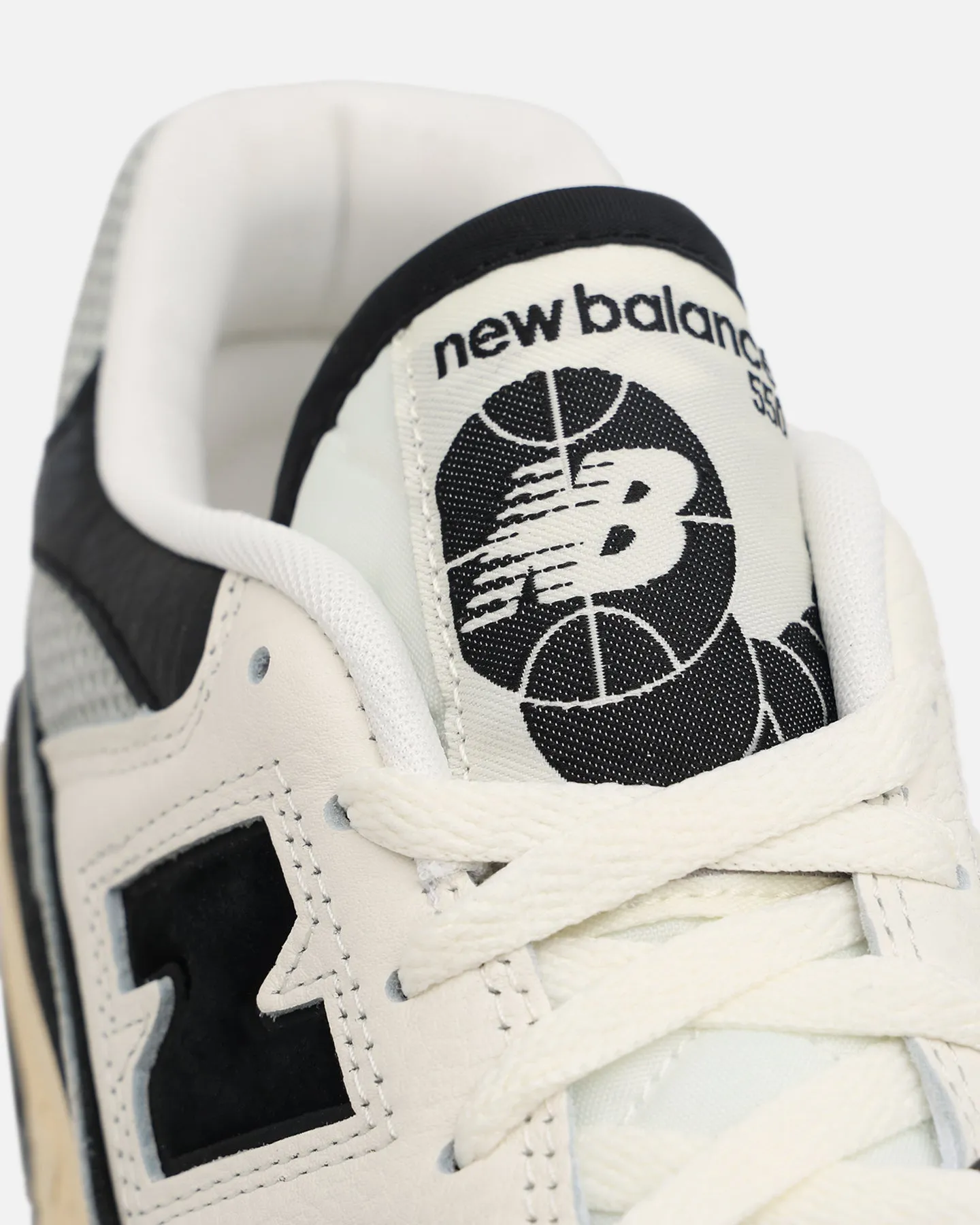 New Balance 550 "Sea Salt" White/Black