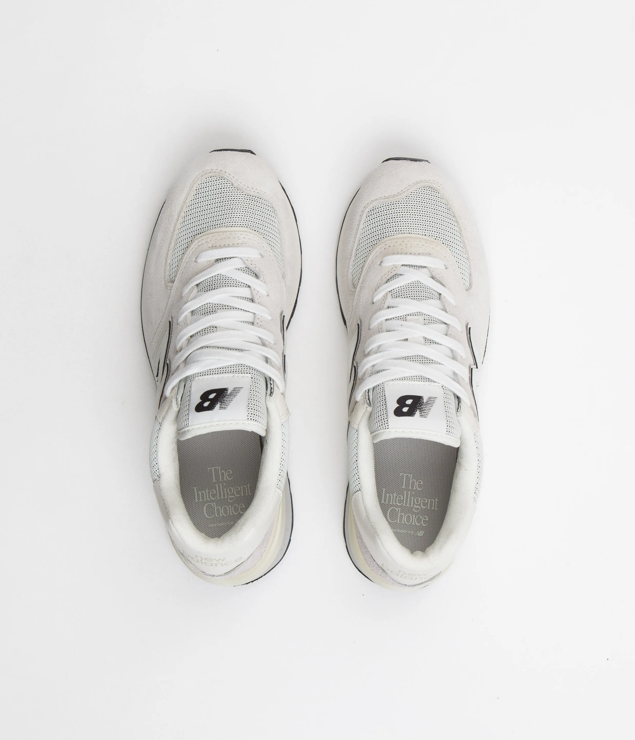 New Balance 574 Shoes - Reflection