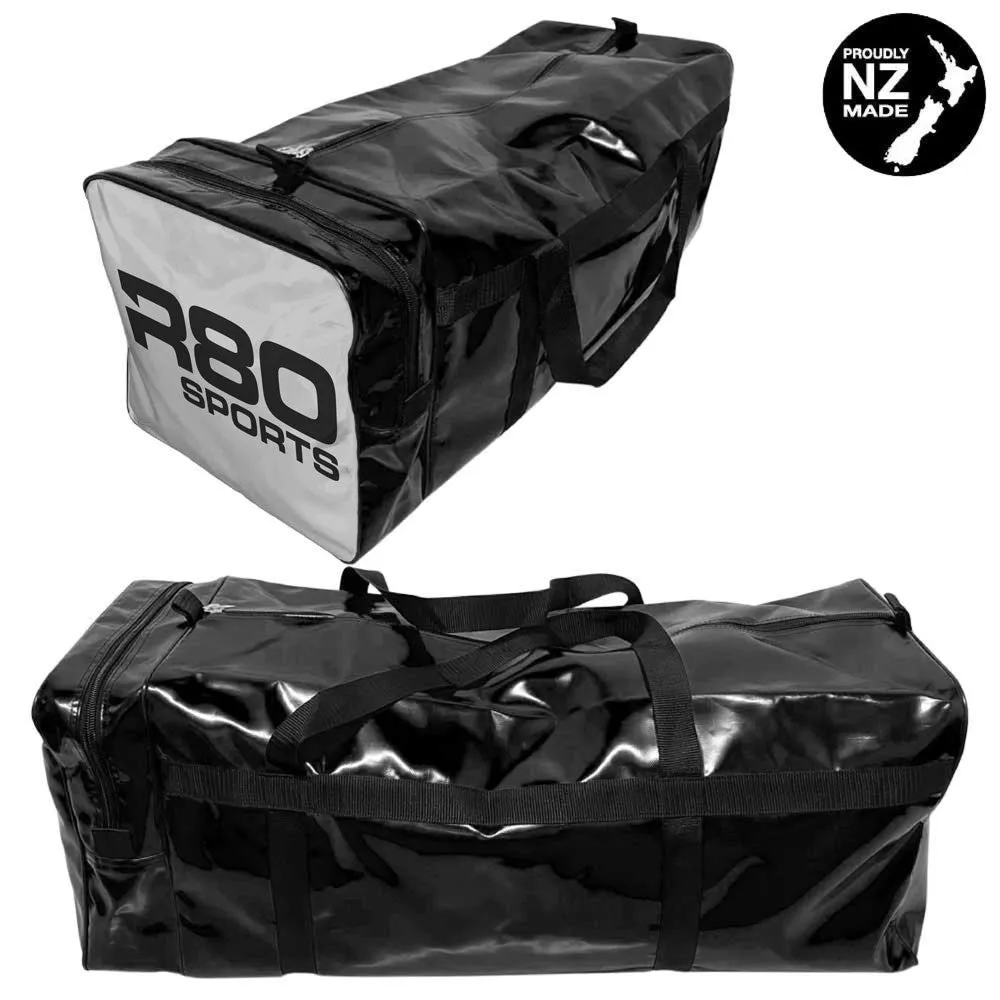 R80 Club Kit Colours Gear Bag Black with End Pocket