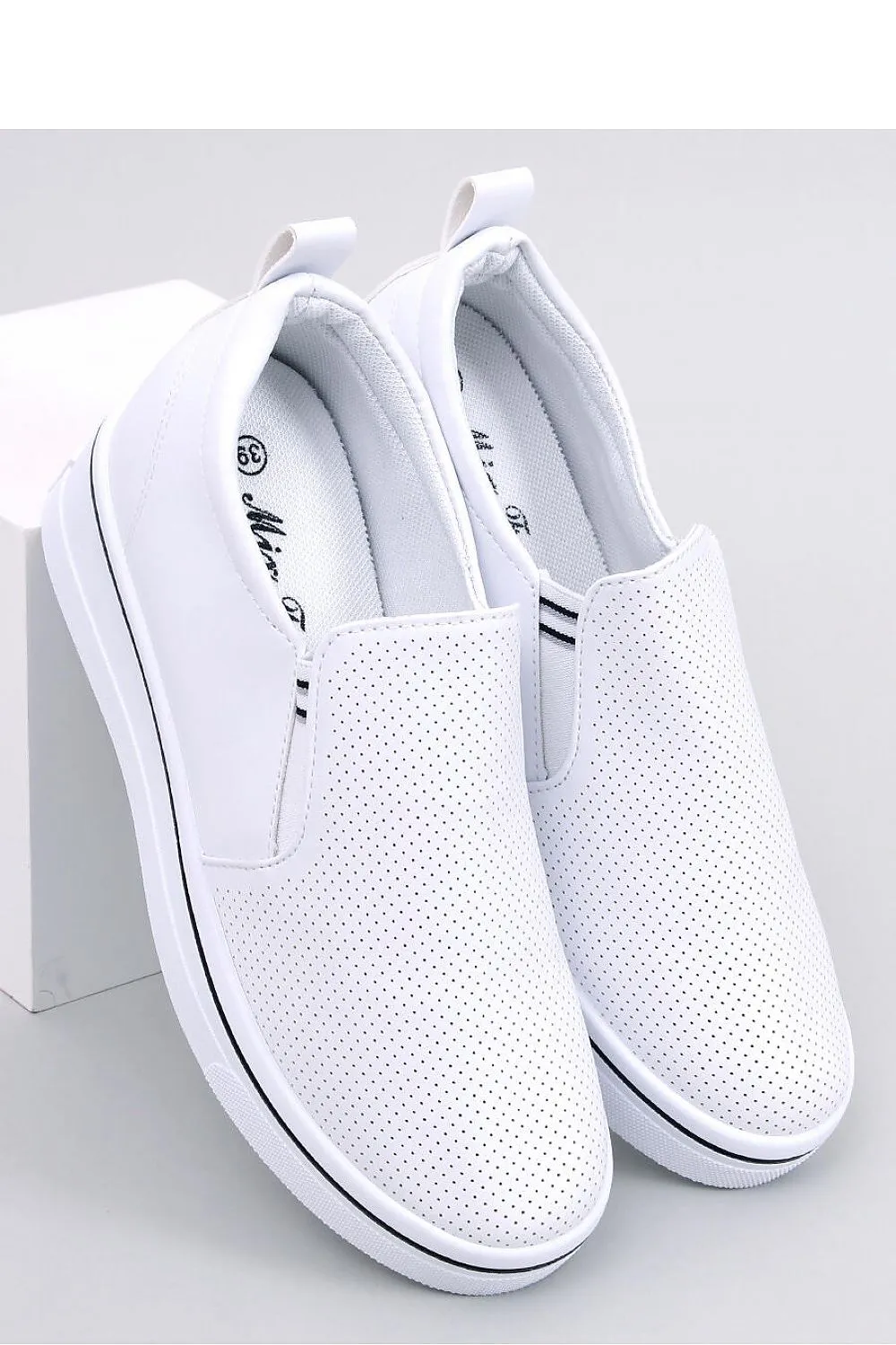 Slip-On Sneakers model 184229 Inello