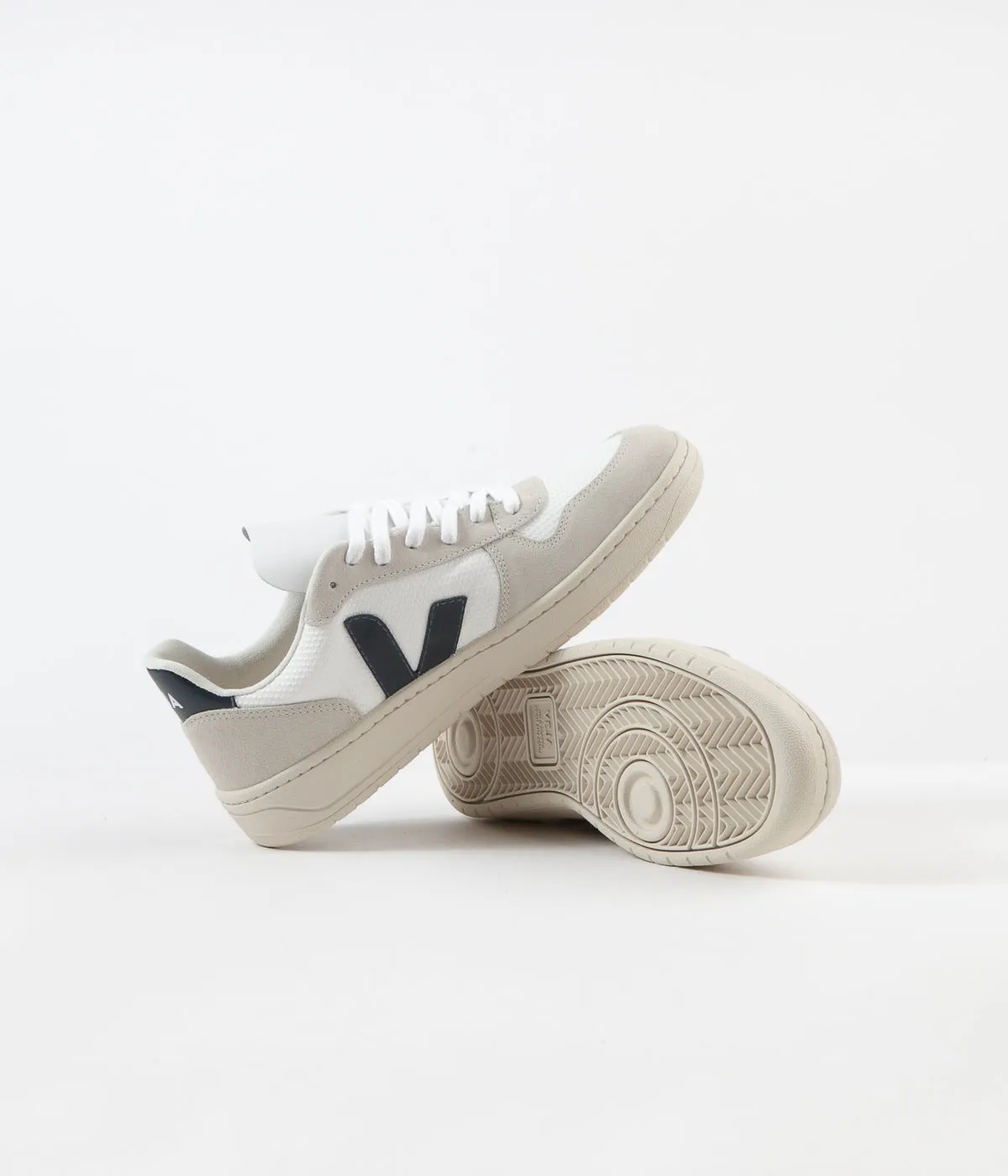 Veja V-10 B-Mesh Shoes - White / Nautico